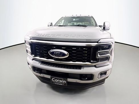 New 2026 Ford F450 Platinum w/ Platinum Plus Package image 2