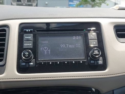 Used 2017 Honda HR-V LX image 26