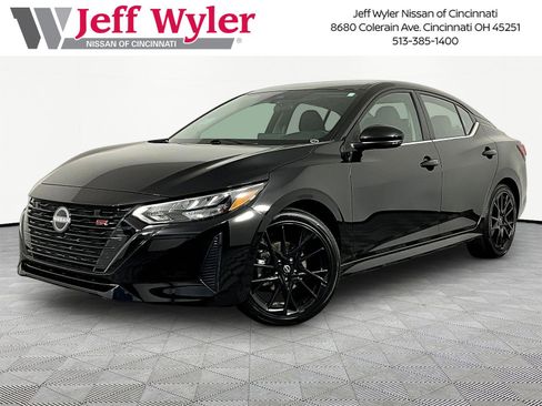 Certified 2025 Nissan Sentra SR w/ Midnight Edition FWD image 1
