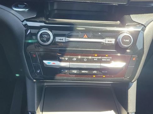Used 2023 Ford Explorer ST-Line w/ Class IV Trailer Tow Package RWD image 26