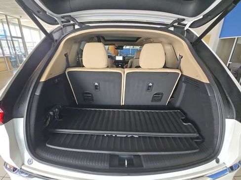 Certified 2025 Acura MDX FWD w/ Technology Package image 25