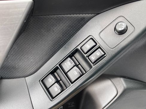 Used 2014 Subaru Forester 2.5i Limited image 15