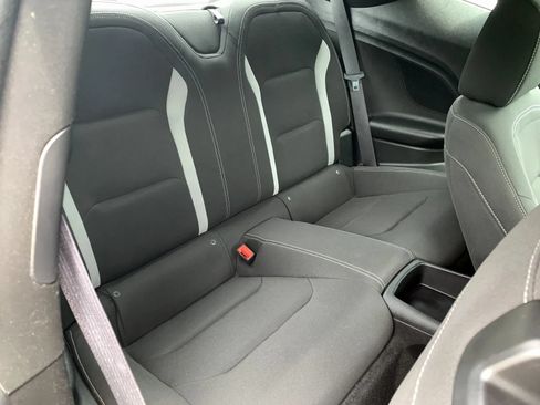 Used 2020 Chevrolet Camaro LT RWD image 28