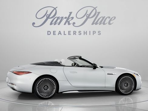 New 2026 Mercedes-Benz Maybach SL 680 image 21