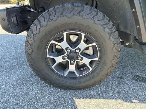 Used 2021 Jeep Wrangler Unlimited Sport image 33