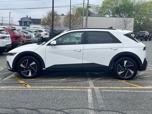 New 2025 Hyundai Ioniq 5 SEL image 2