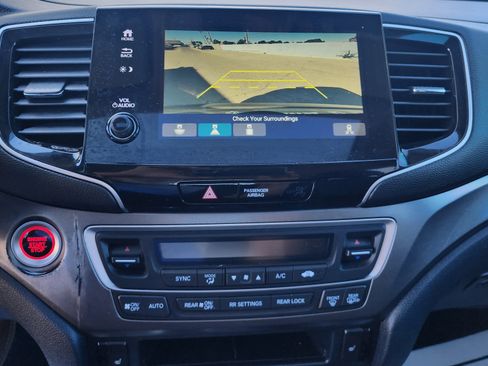 Used 2021 Honda Pilot Special Edition image 10