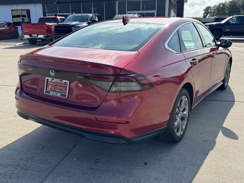 Used 2024 Honda Accord EX image 7