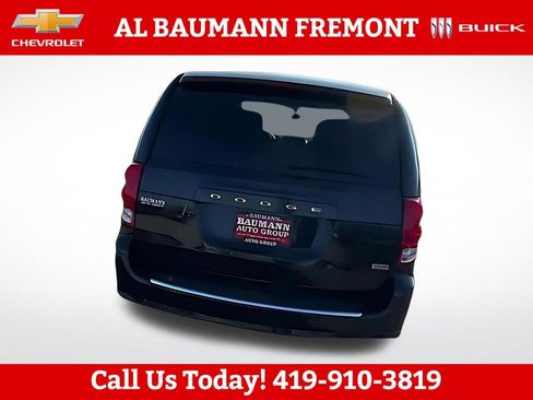 Used 2016 Dodge Grand Caravan SE w/ Quick Order Package 29E SE FWD image 3