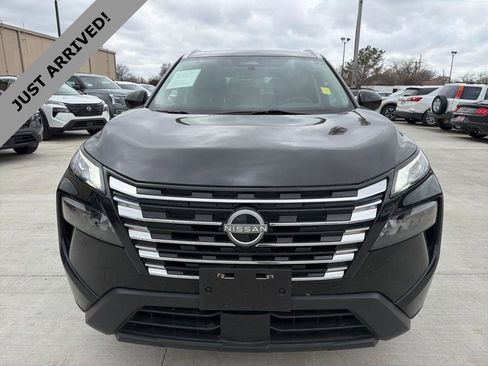 Certified 2024 Nissan Rogue SV w/ SV Premium Package image 2