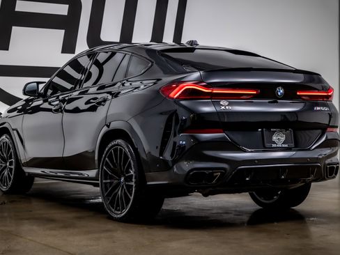 Used 2024 BMW X6 M60i image 28