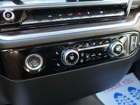 Used 2024 GMC Sierra 1500 SLT image 19