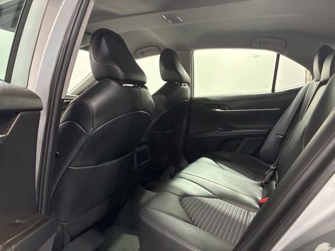 Used 2024 Toyota Camry SE image 14