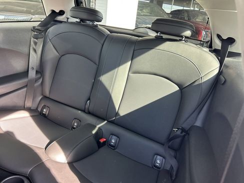 Used 2020 MINI Cooper 2-Door Hardtop image 15