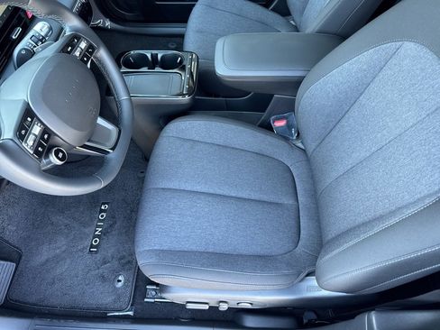 New 2026 Hyundai Ioniq 5 SE image 12