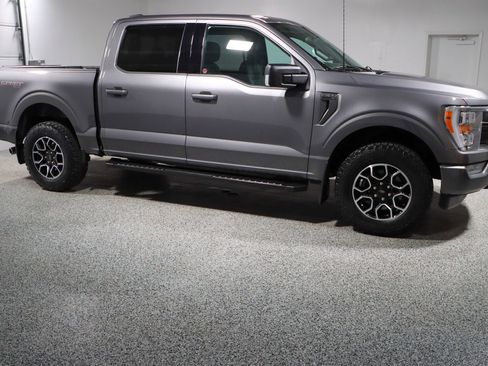 Used 2022 Ford F150 XLT w/ Equipment Group 302A High image 6