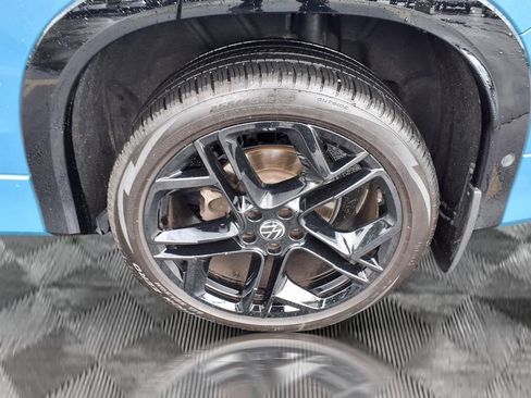 Used 2025 Volkswagen Tiguan SE R-Line AWD/4WD image 23
