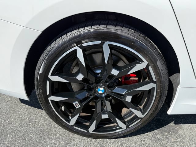 Certified 2026 BMW 330i xDrive Sedan w/ M Sport Package AWD/4WD image 23