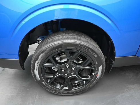 New 2026 Ford Maverick Lariat w/ Black Appearance Package AWD/4WD image 10