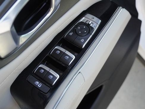 Used 2023 Kia Sorento SX AWD/4WD image 21