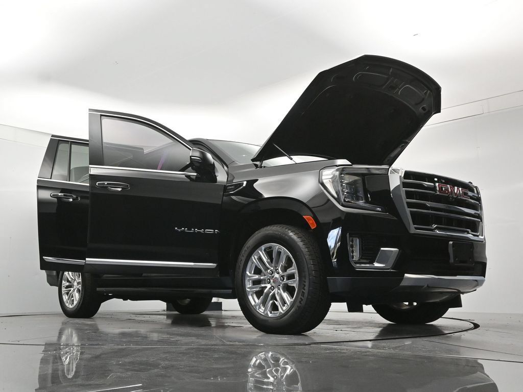 Used 2023 GMC Yukon XL SLT w/ SLT Luxury Package AWD/4WD image 52