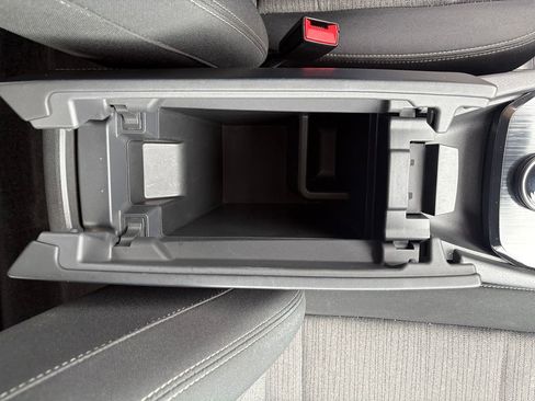 Certified 2023 Nissan Rogue SV image 23