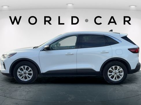 Used 2023 Ford Escape Active FWD image 4