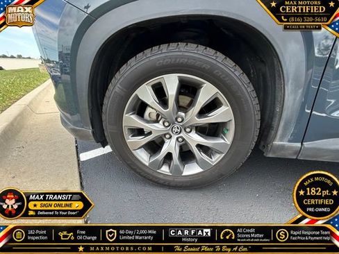 Used 2024 Toyota Grand Highlander AWD image 14