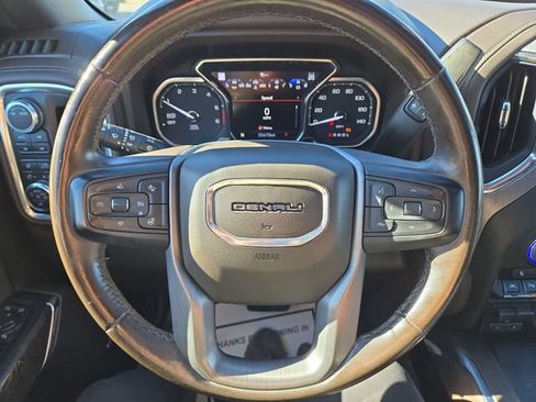 Used 2021 GMC Sierra 1500 Denali w/ Denali Ultimate Package AWD/4WD image 18
