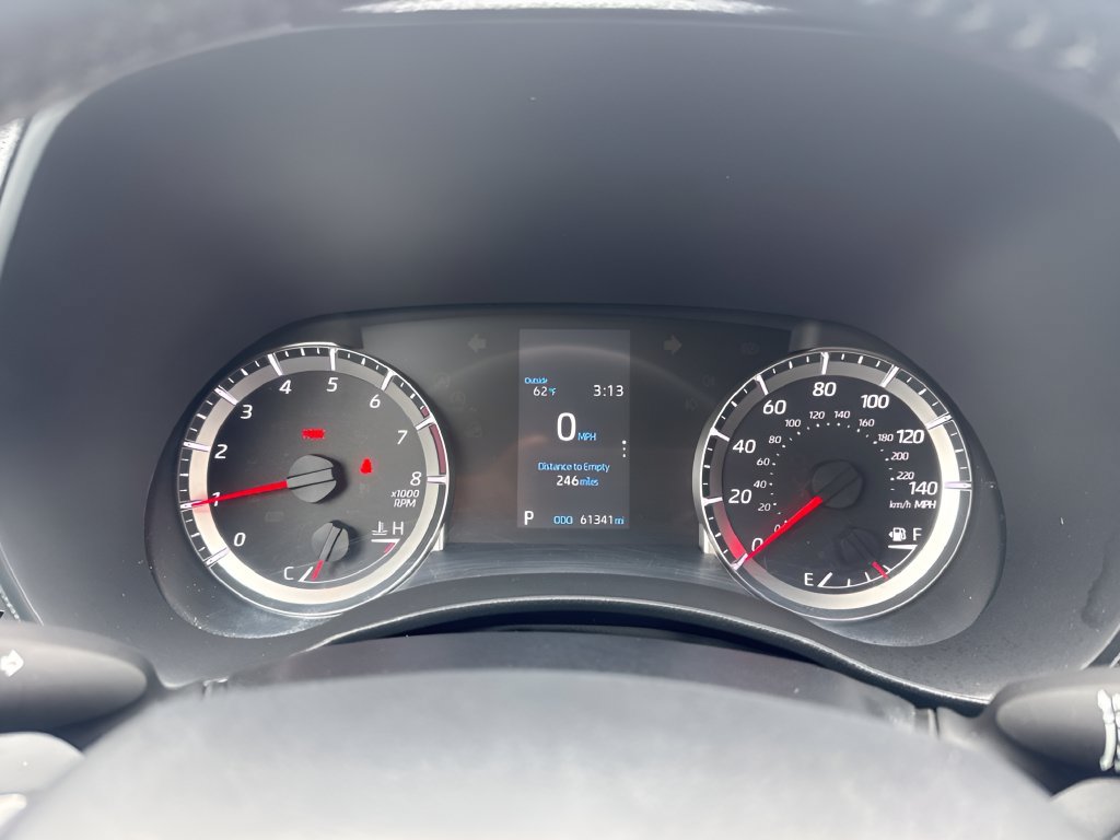 Used 2022 Toyota Highlander LE AWD/4WD image 20
