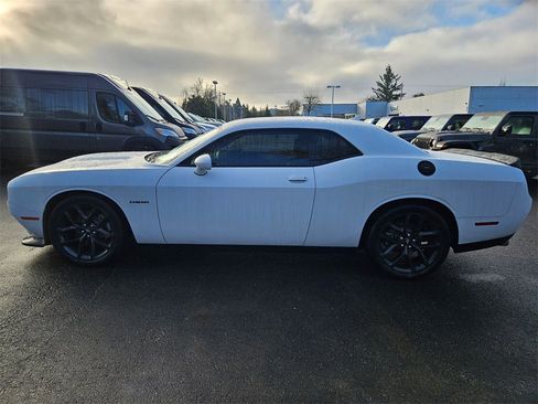 Certified 2021 Dodge Challenger R/T w/ Plus Package image 4