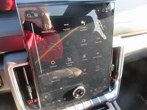 New 2026 GMC Yukon XL Denali image 19