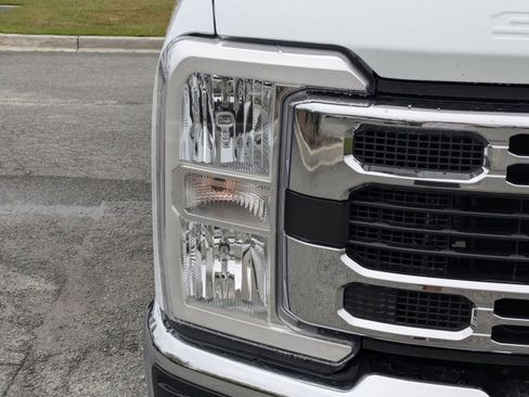 New 2026 Ford F350 XL w/ XL Chrome Package AWD/4WD image 11