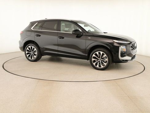 New 2026 Audi Q3 quattro 2.0T image 9