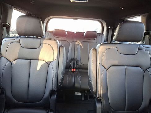 New 2025 Jeep Grand Cherokee L Limited w/ Black Appearance Package image 14