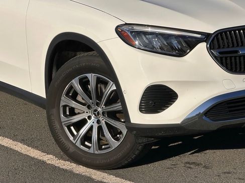 Used 2024 Mercedes-Benz GLC 300 GLC 300 image 38