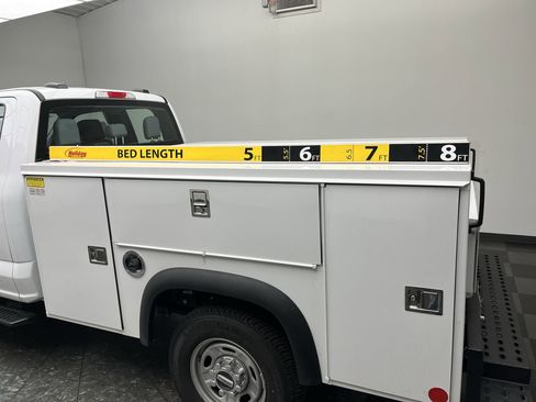 New 2026 Ford F250 XL w/ XL Chrome Package image 26