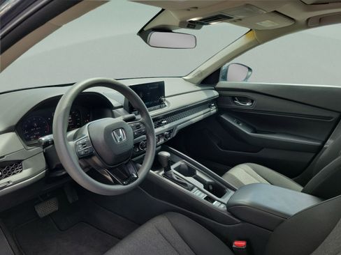 Used 2023 Honda Accord EX image 16