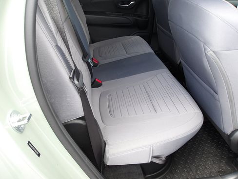 Certified 2023 Hyundai Santa Cruz SE AWD/4WD image 10