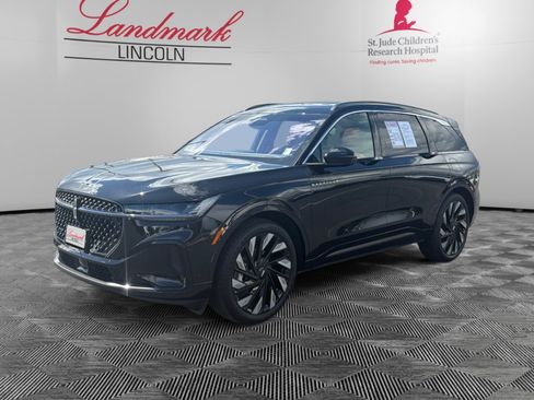 Certified 2024 Lincoln Nautilus Black Label w/ Jet Appearance Package (87T) AWD/4WD image 1