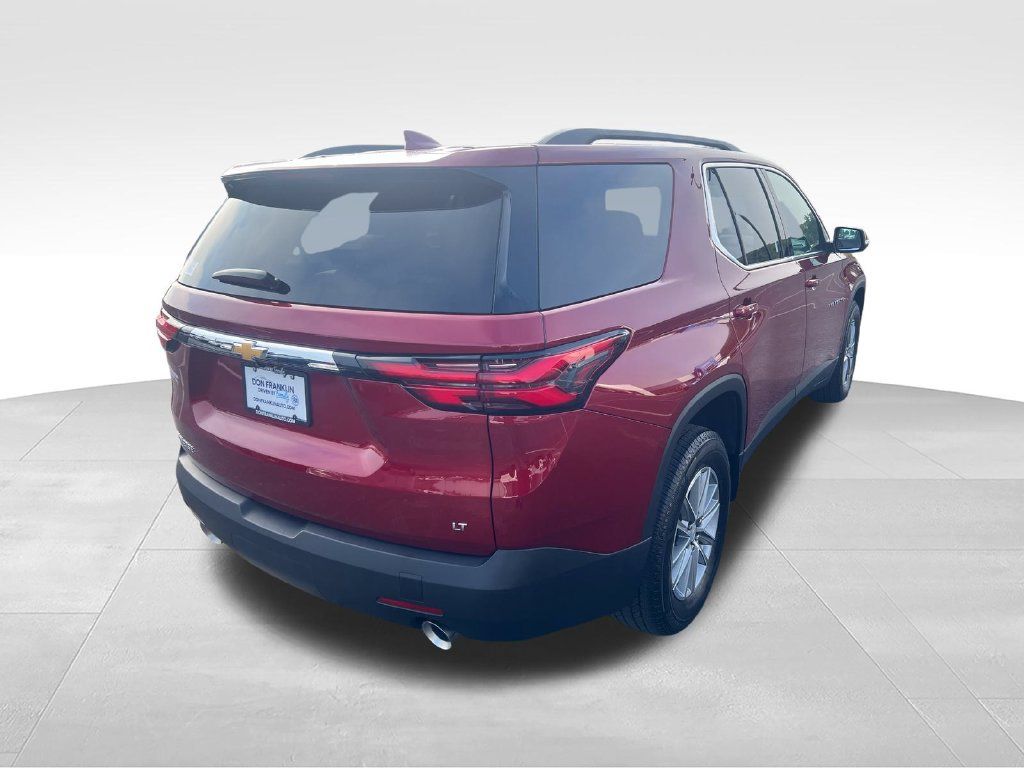 Used 2023 Chevrolet Traverse LT FWD image 5