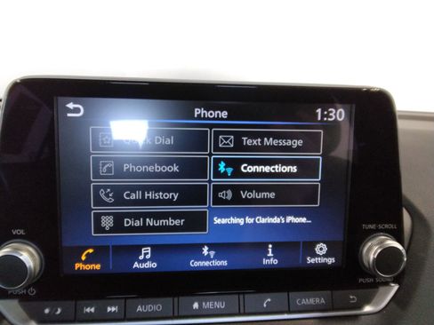 Used 2025 Nissan Sentra SV FWD image 22