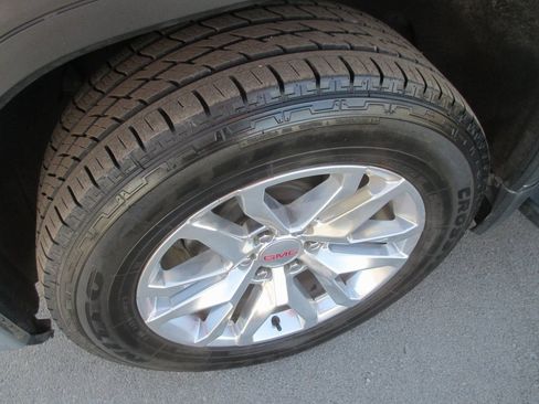 Used 2020 GMC Sierra 1500 SLT w/ SLT Premium Plus Package image 13