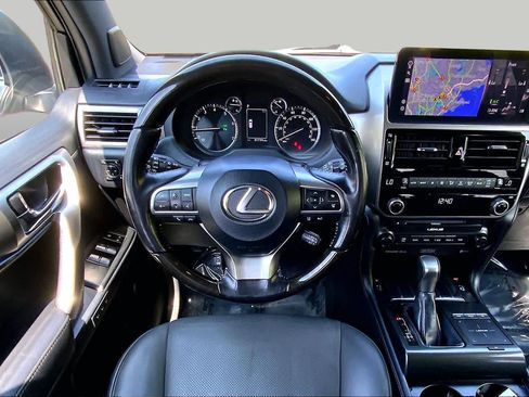 Used 2022 Lexus GX 460 Premium w/ Premium Plus Package AWD/4WD image 6
