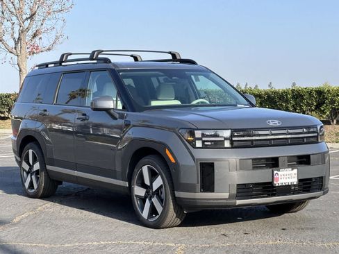 New 2025 Hyundai Santa Fe Limited image 8