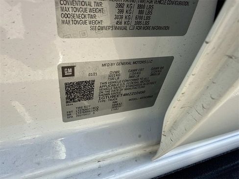 Used 2021 GMC Sierra 1500 AT4 w/ AT4 Premium Package image 32