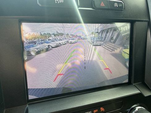 Used 2020 Ford F150 XLT w/ Equipment Group 302A Luxury AWD/4WD image 28