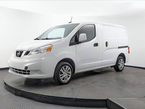 Used 2018 Nissan NV200 SV w/ Navigation Package FWD image 2