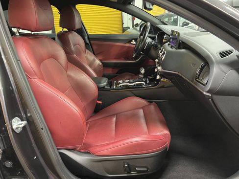 Used 2022 Kia Stinger GT-Line w/ Sun & Sound Package image 16