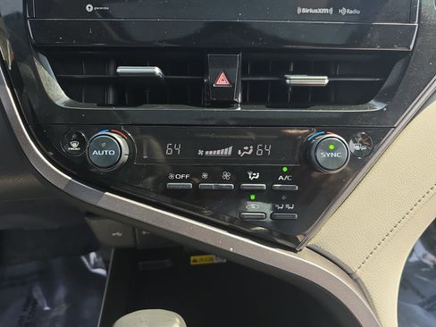 Used 2023 Toyota Camry SE w/ Audio Upgrade Package image 22